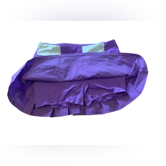 Lululemon Run Pace Setter Skirt in Power Purple Bold Stripe Sz. 6 - Picture 6 of 8